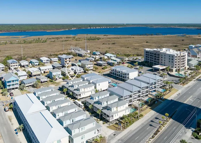 Hang 10 Holiday home Gulf Shores